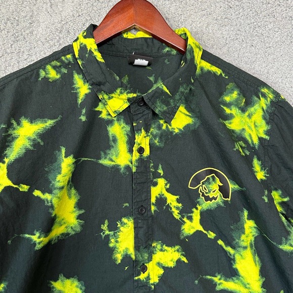 Disney Oogie Boogie Shirt Mens Extra Large Black Camp Nightmare Before Christmas - Picture 2 of 12